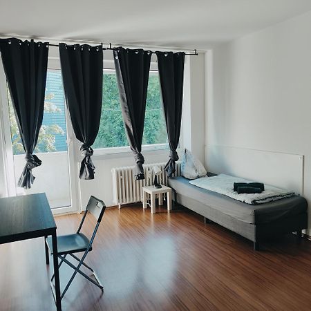 Ferienwohnung Monteurwohnung Messewohnung Duisburg Sued Grenze Duesseldorf 6 Personen Kültér fotó